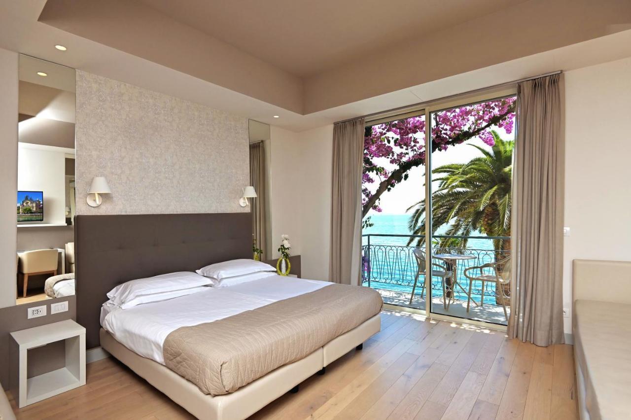 Hotel Monte Baldo e Villa Acquarone Gardone Riviera Esterno foto