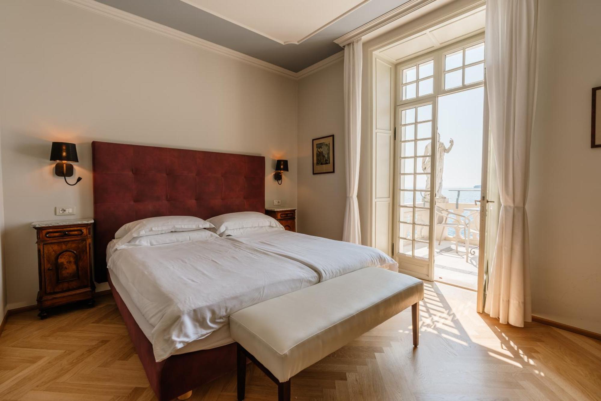 Hotel Monte Baldo e Villa Acquarone Gardone Riviera Esterno foto