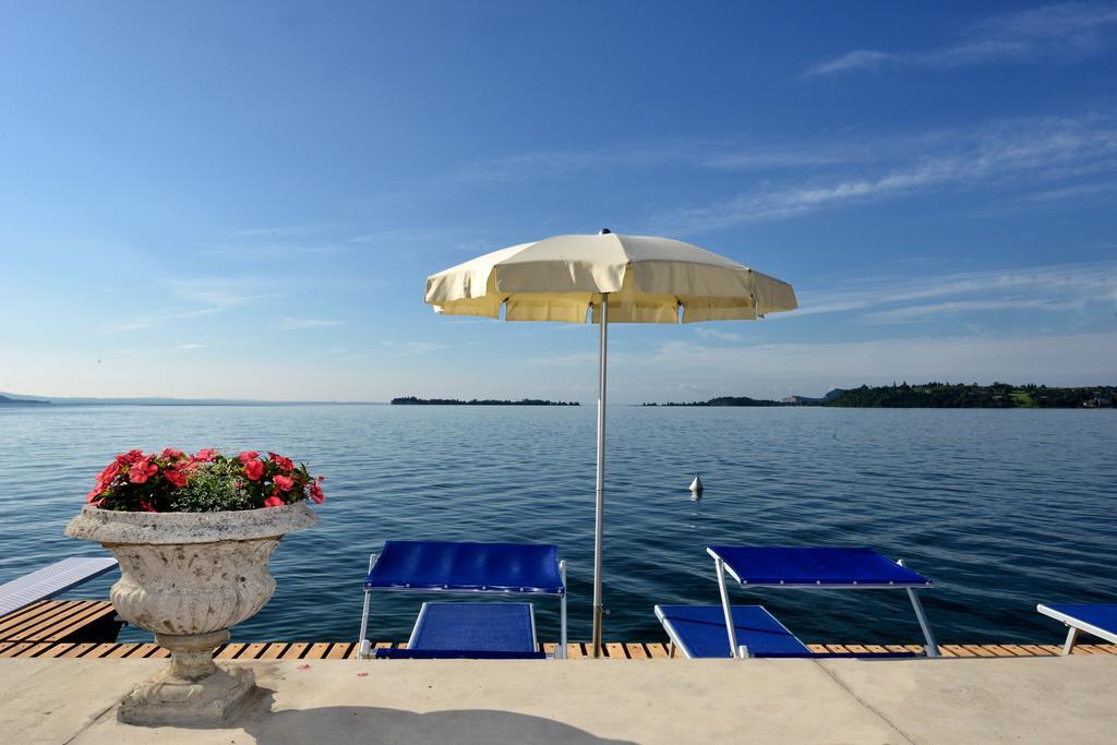 Hotel Monte Baldo e Villa Acquarone Gardone Riviera Esterno foto